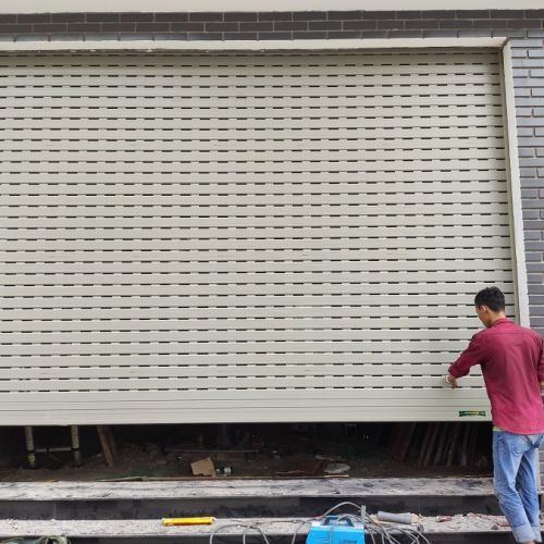Lắp cửa cuốn nhà phố tại TPHCM