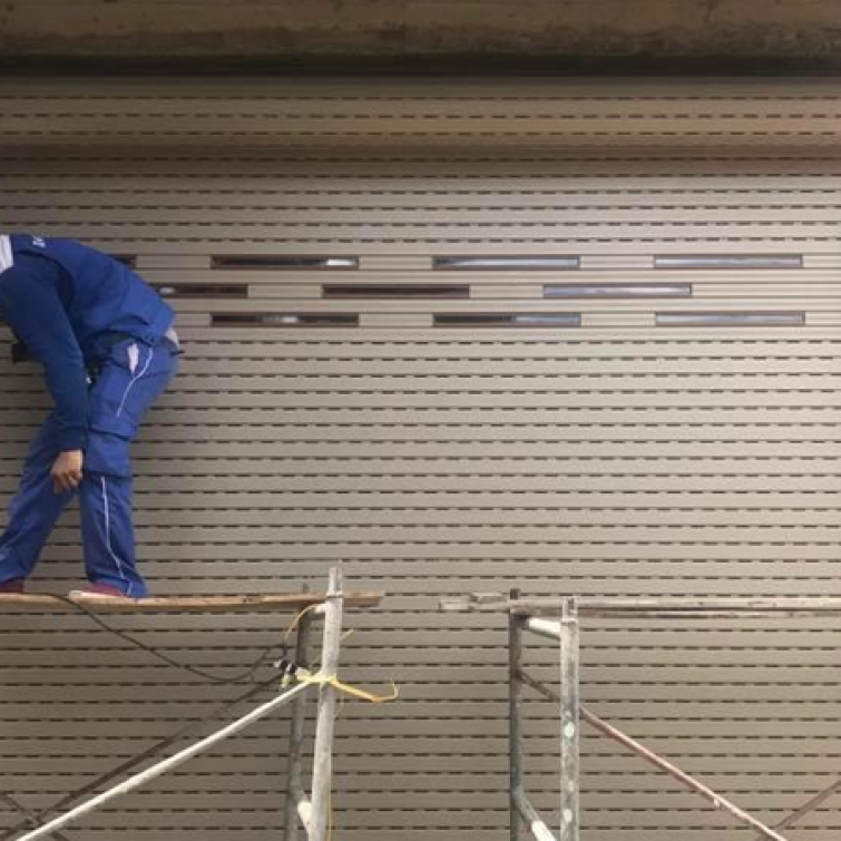 Sửa cửa cuốn tại Quận Bình Tân