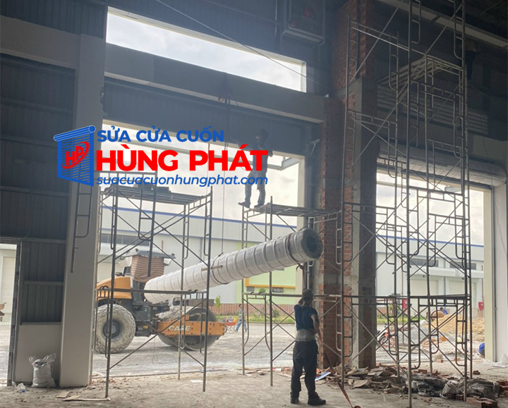 Lắp cửa cuốn nhà xưởng tại huyện Bình Chánh TPHCM